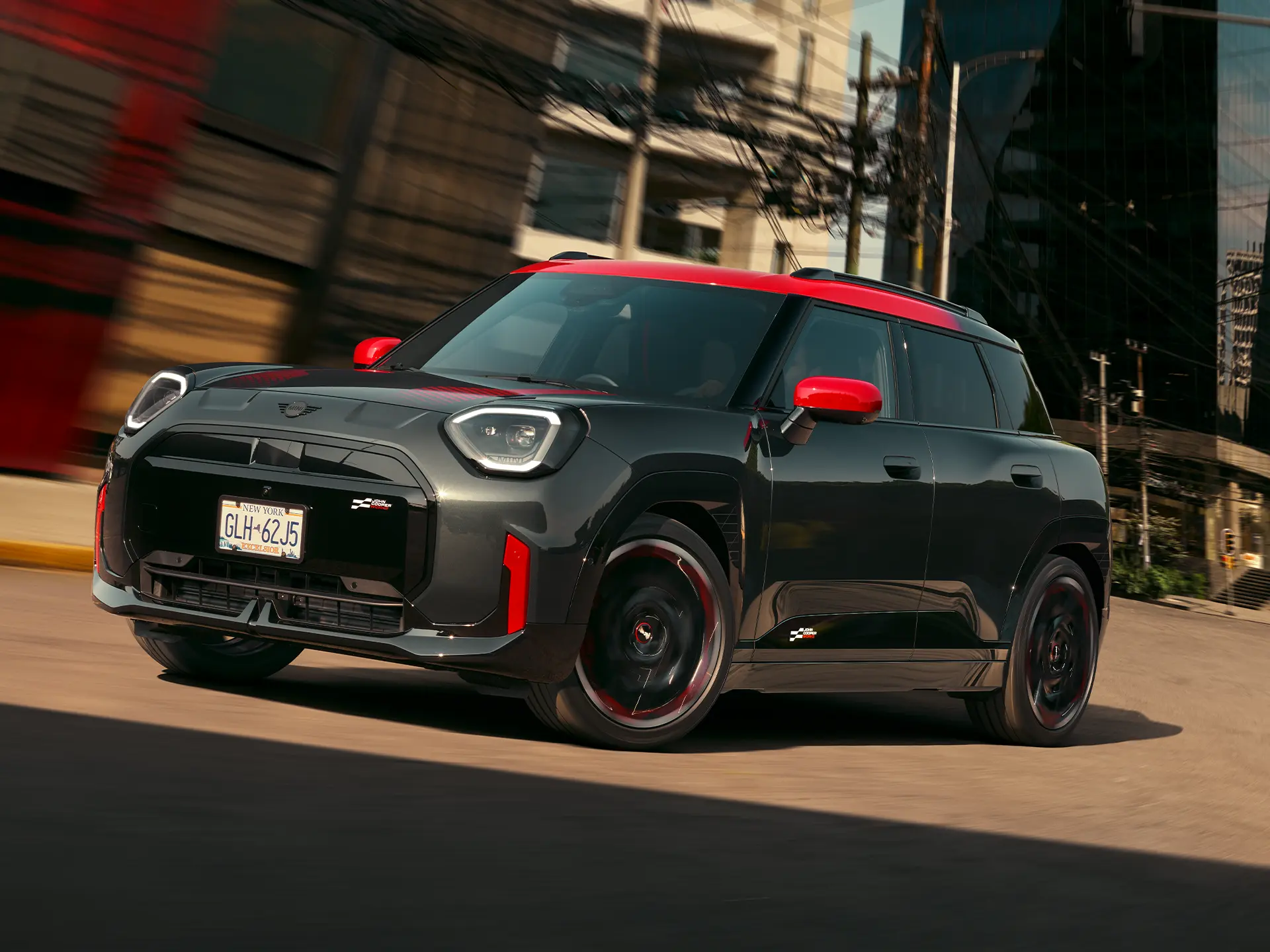 MINI Aceman Electric - teaser MINI Aceman JCW Electric