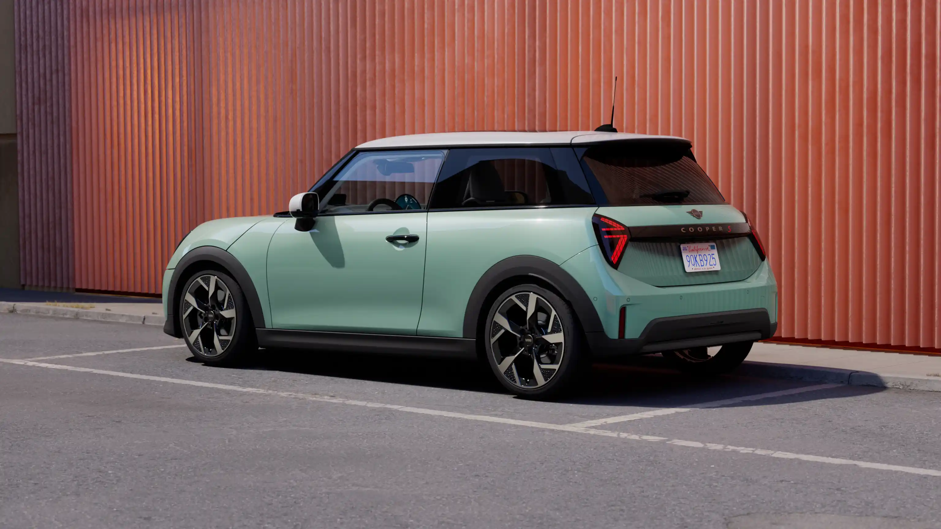 MINI Cooper 3-Deurs - rechter achterkant