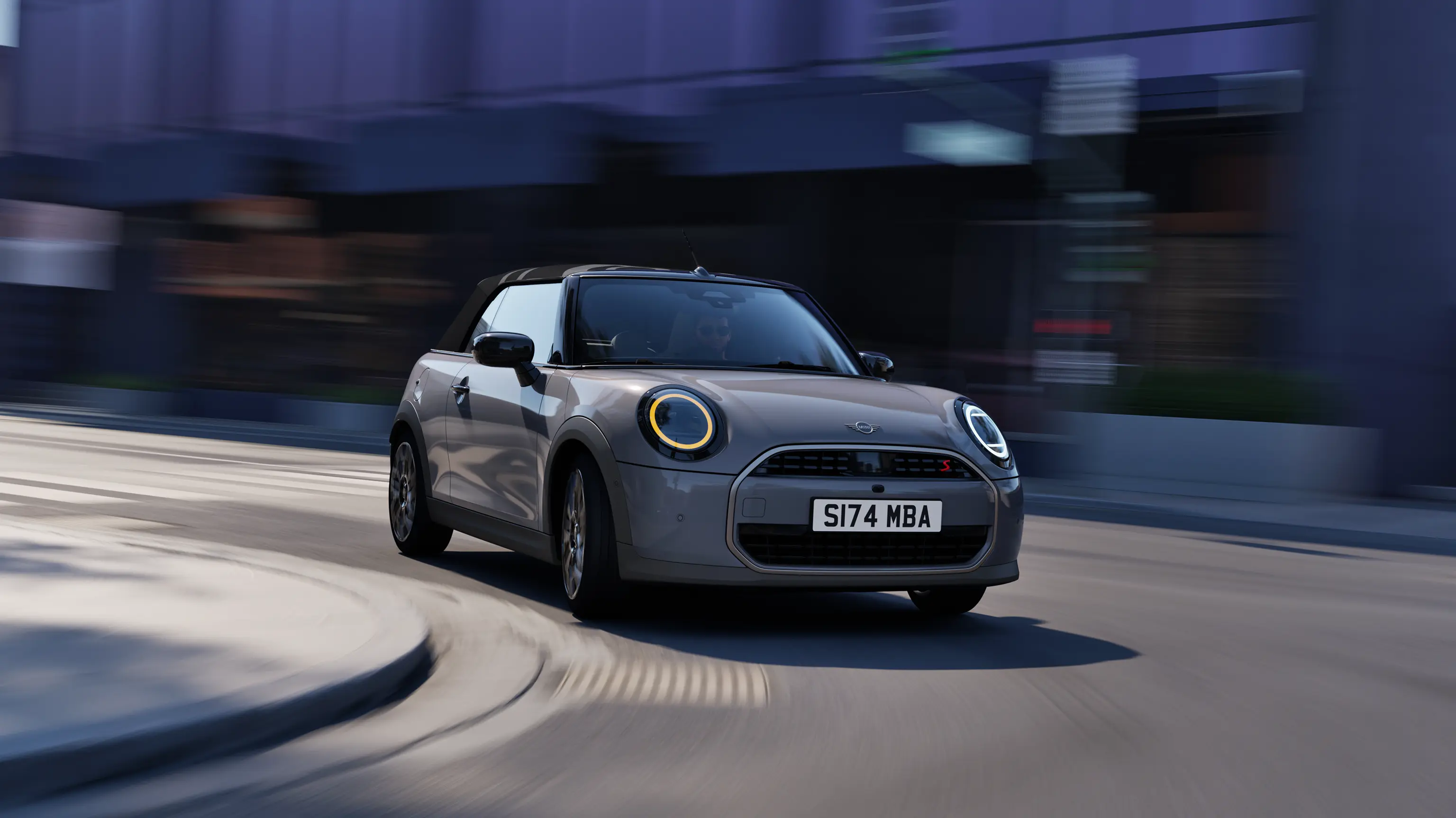 MINI Cooper Cabrio - exterieur - intro video