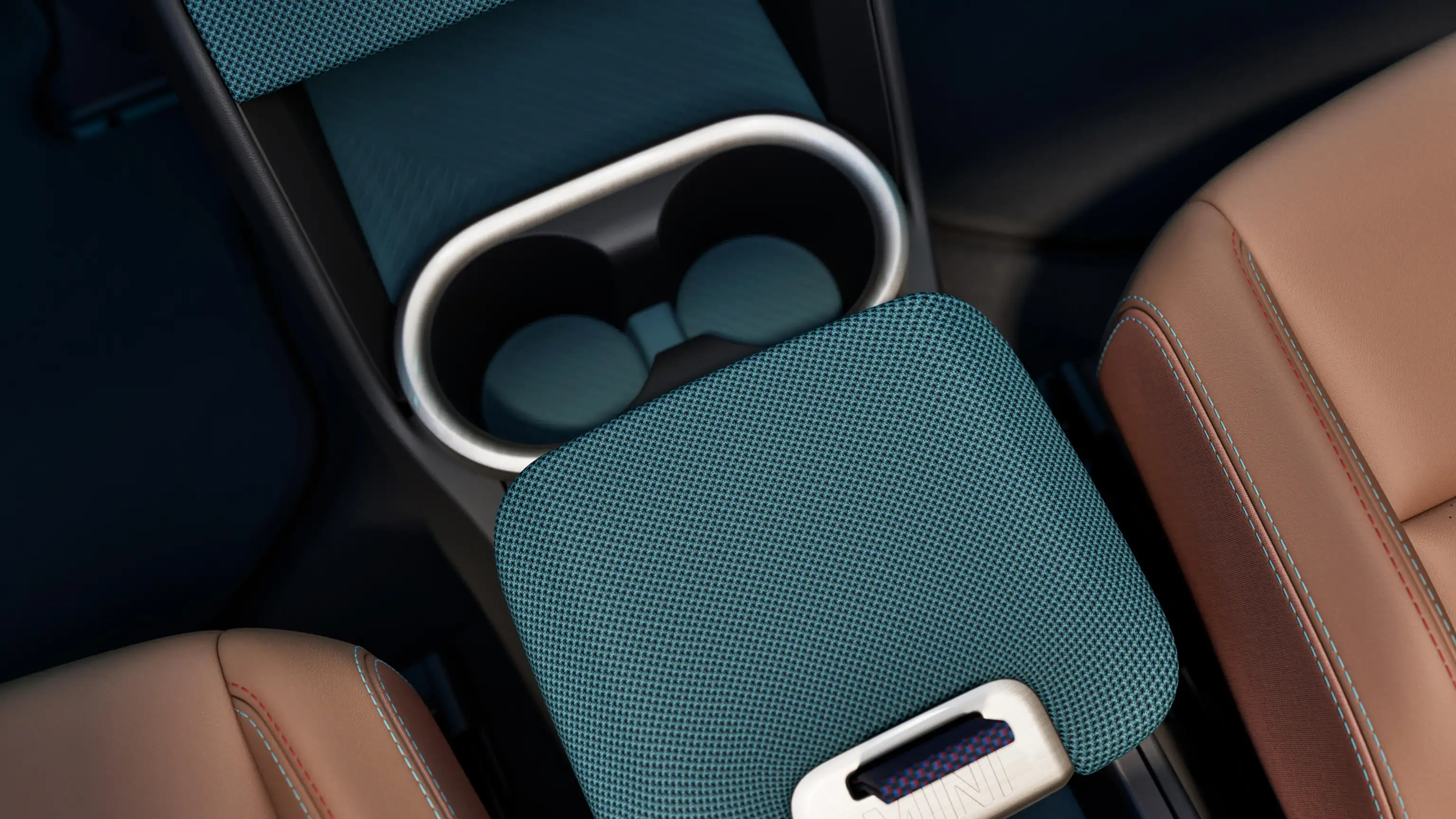 Bovenaanzicht van het dashboard van de volledig elektrische MINI Countryman