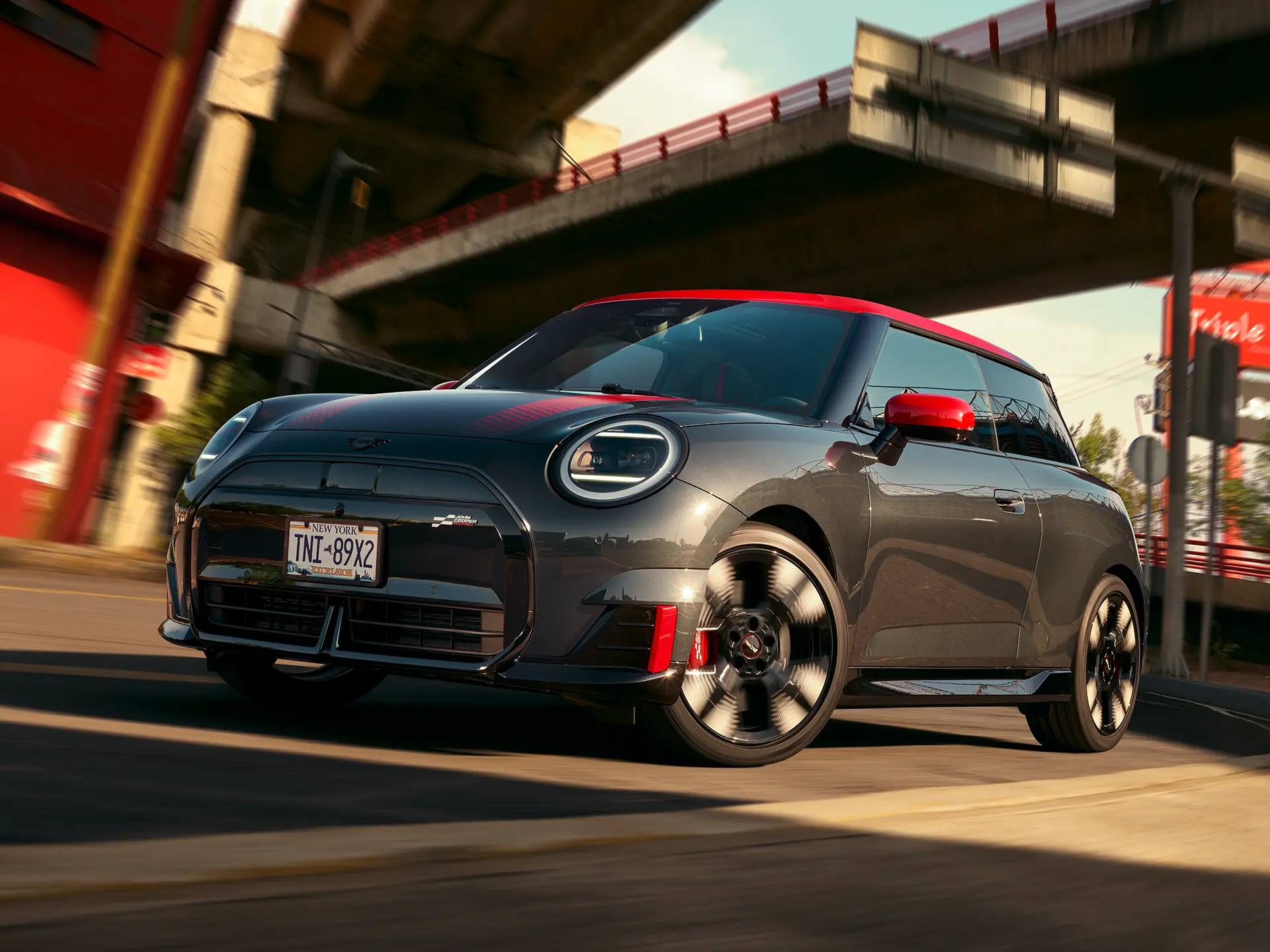 MINI John Cooper Works - J01 JCW zijaanzicht