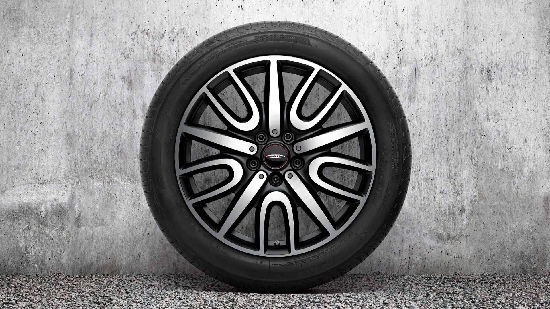 Smaak bewonderen Mellow Lichtmetalen velg Thrill Spoke 529 in Bicolor, Night Fever  Black/glansgedraaid, complete set wielen met winterbanden