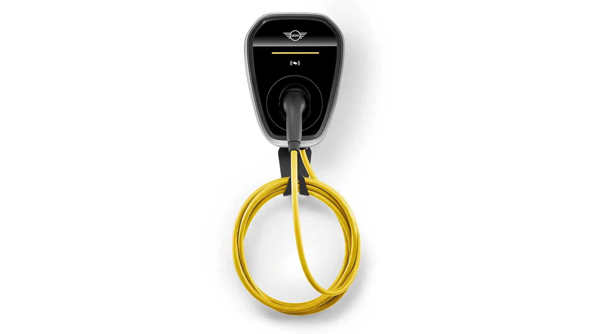 MINI Wallbox Plus voor opladen thuis tot 22 kW, aan de muur gemonteerd.