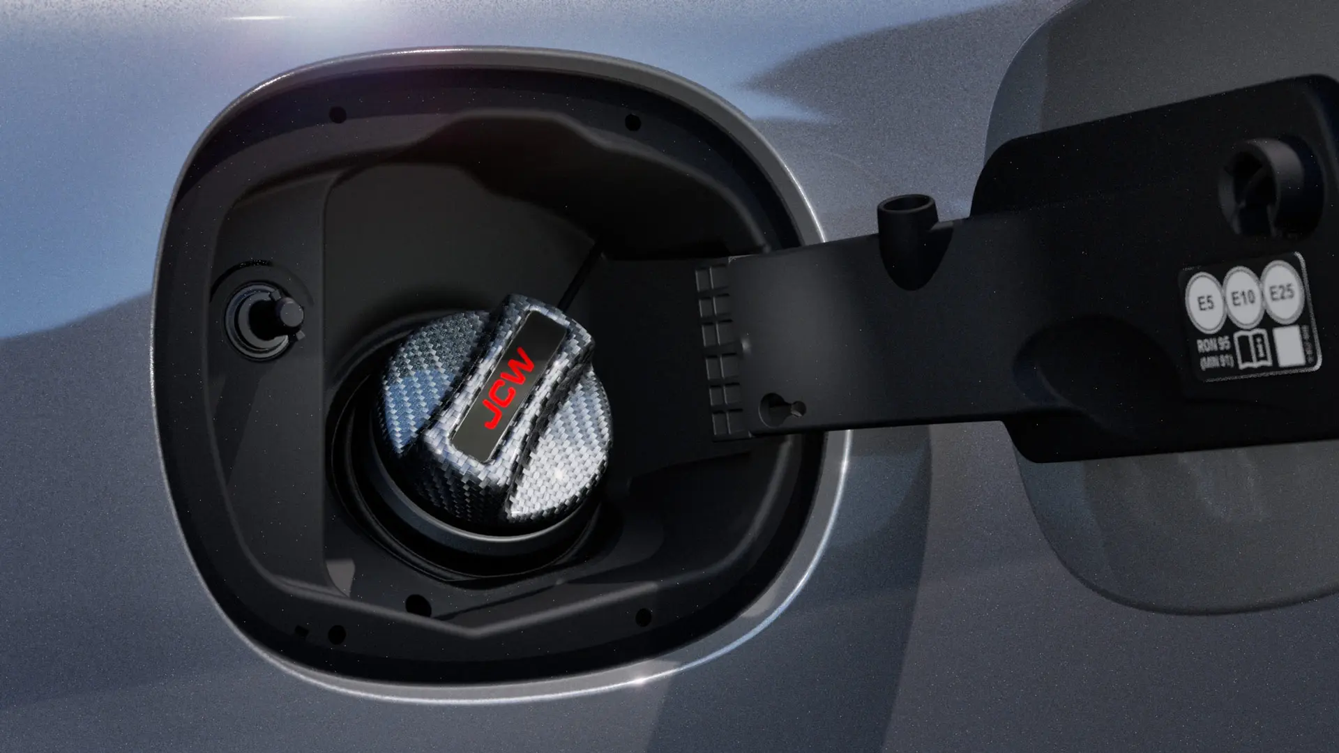 MINI John Cooper Works carbon tankdop met JCW opschrift.