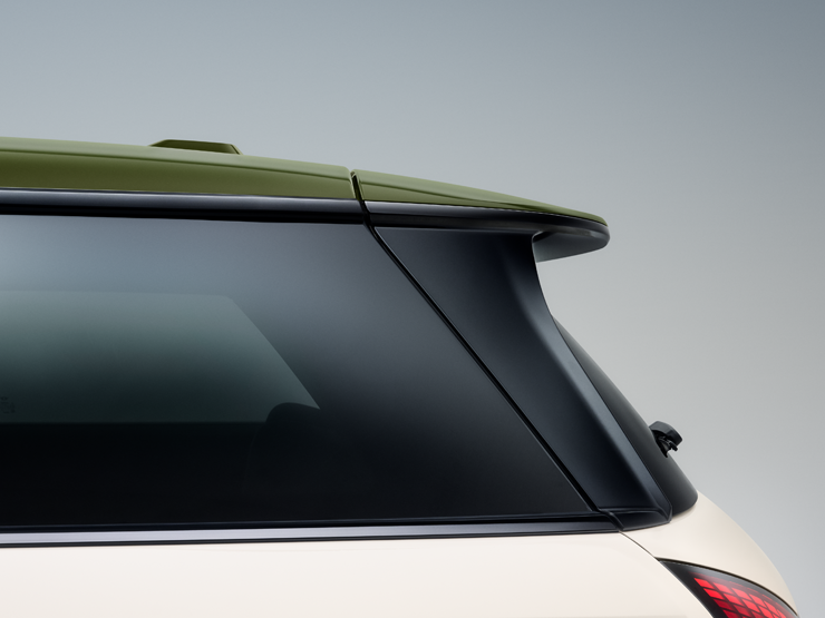 Close-up van het zijaanzicht van het MINI Paul Smith contrasterende dak in de kleur Nottingham Green