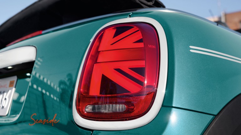 MINI Cabrio Seaside Edition – achterlicht – Union Jack