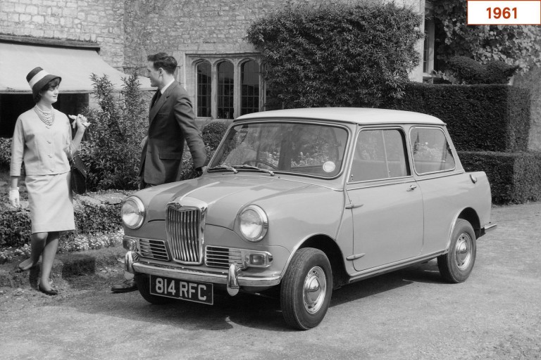 1961 – De Riley Elf. Samen met de Wolseley Hornet was dit het originele topmodel voor de Mini.