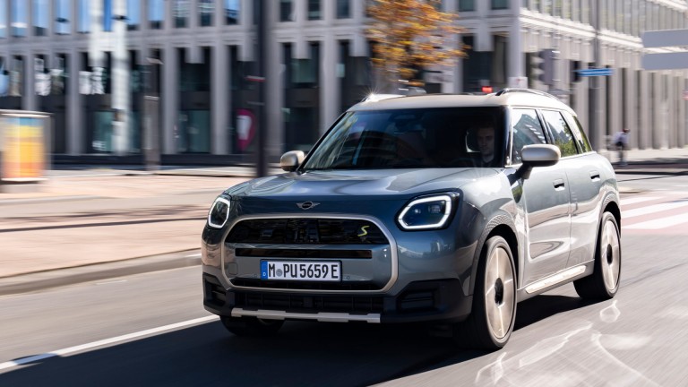 MINI elektromobiliteit rijden - soepel rijden