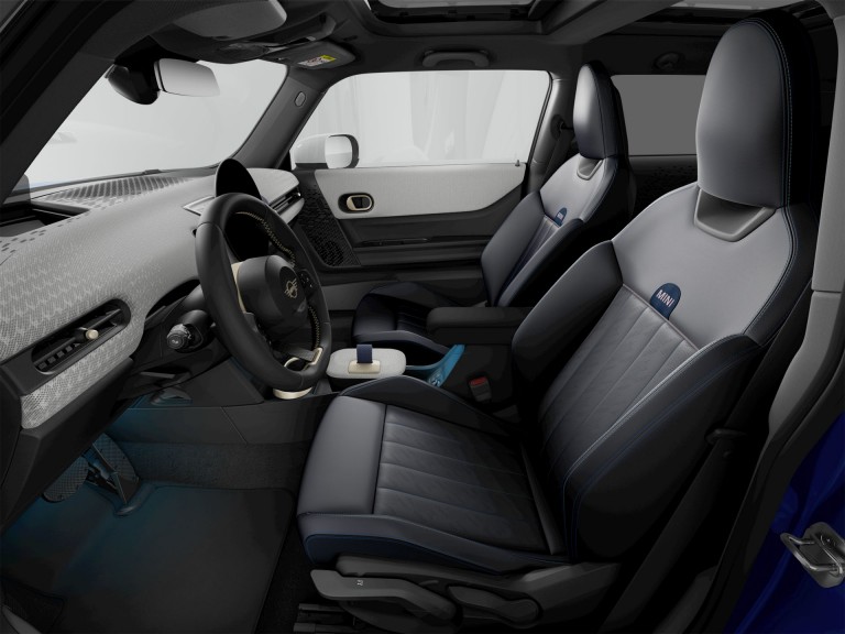 MINI Cooper C Favoured Blazing Blue
