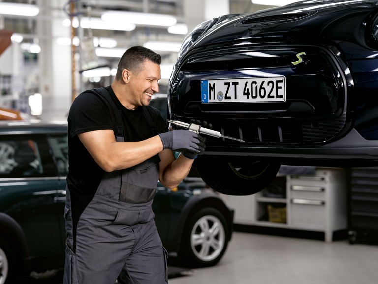 MINI originele reparatieservices - MINI pechhulp 24/7.