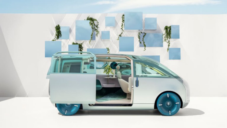 MINI Vision Urbanaut