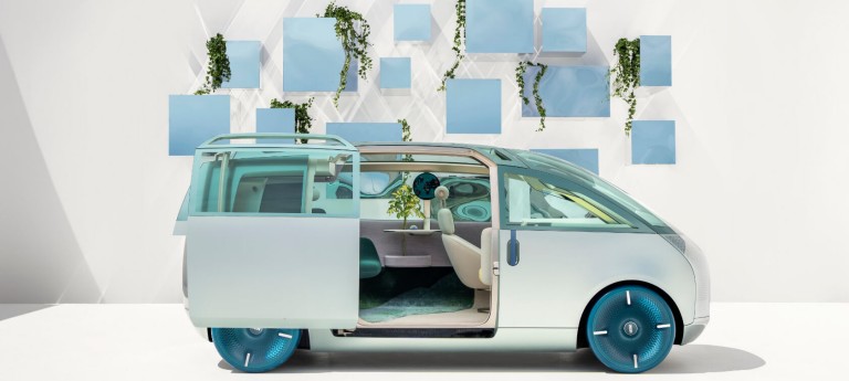 MINI Vision Urbanaut