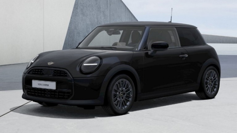 MINI COOPER ELECTRIC BLACKYARD.