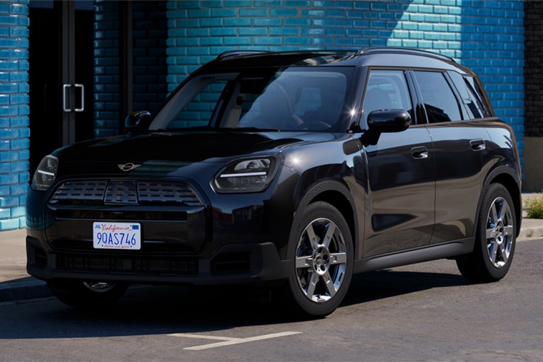 MINI Countryman Blackyard