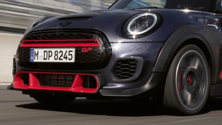 MINI John Cooper Works GP – vooraanzicht – bumper