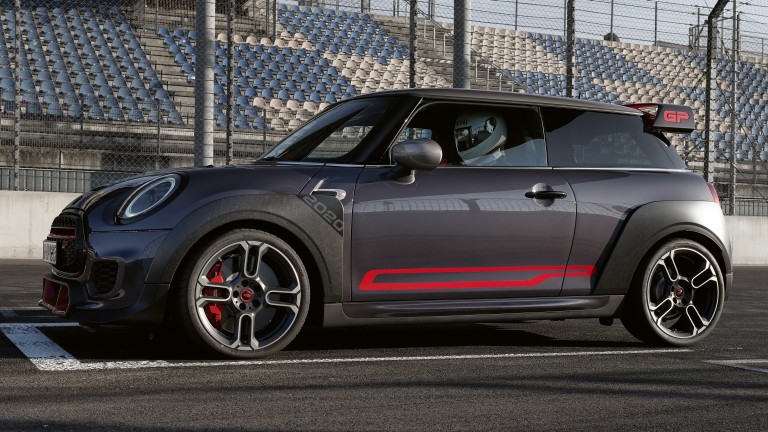 MINI John Cooper Works GP – stickers op de zijkanten – chili red