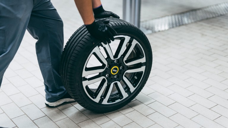 Mini accessoires - service - wiel verwisselen